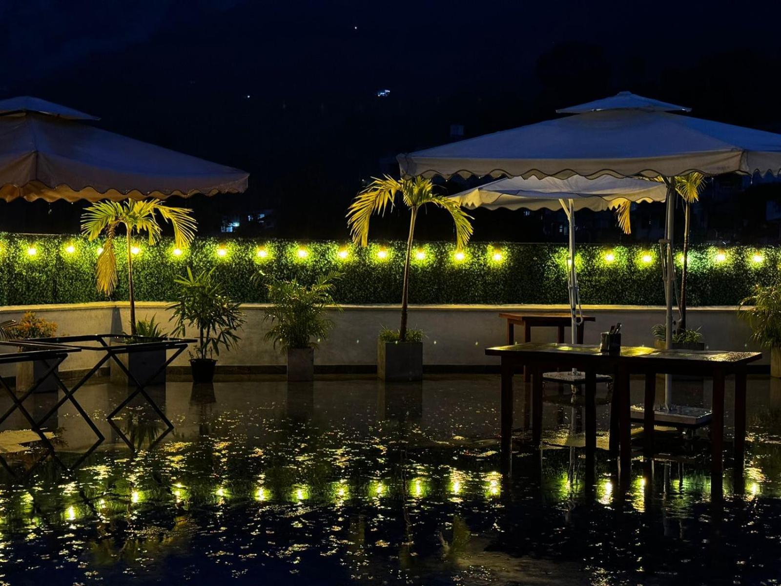 Crown Regency- Badulla Hotel Exterior photo