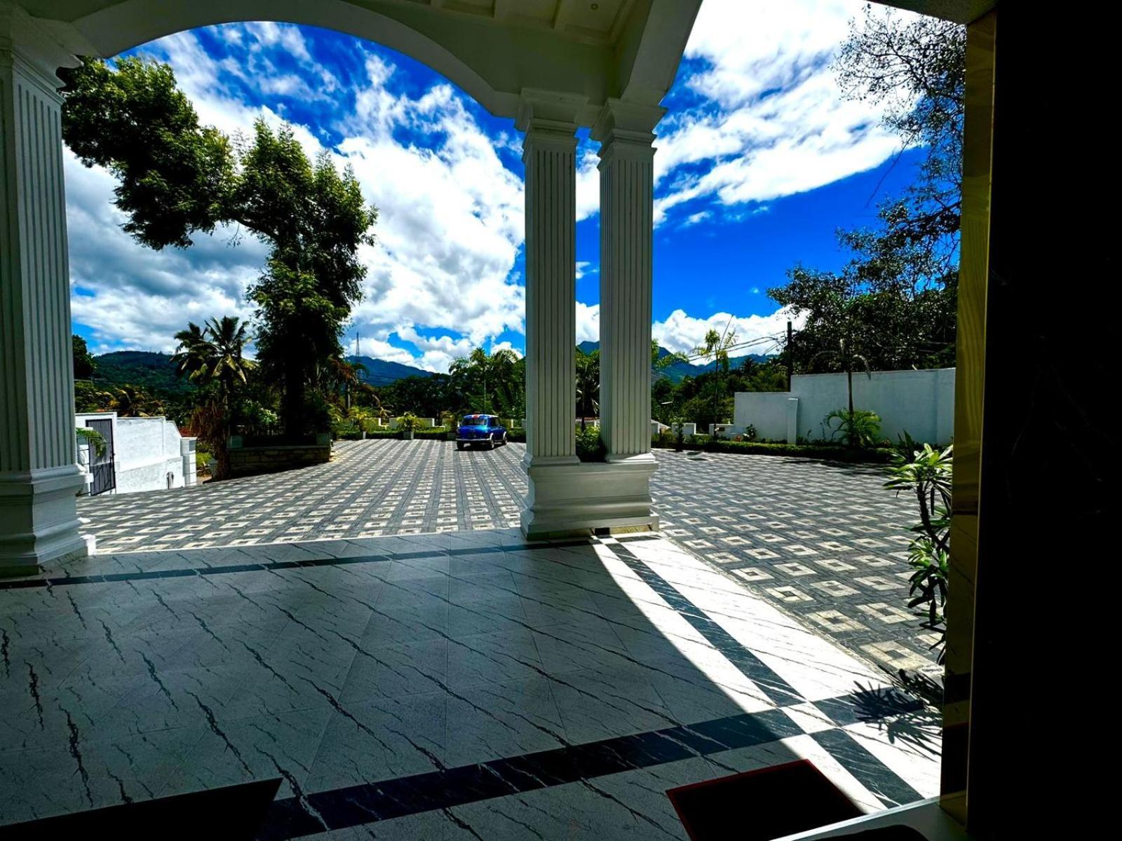 Crown Regency- Badulla Hotel Exterior photo
